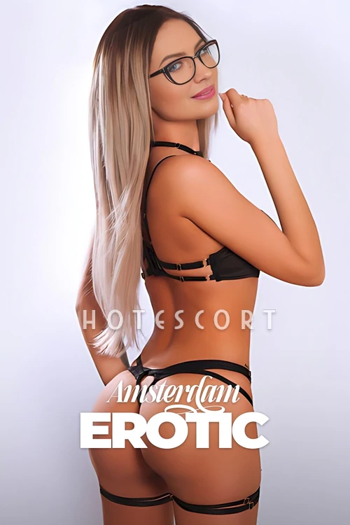 Piper is 23 years old European escort working in Amsterdam